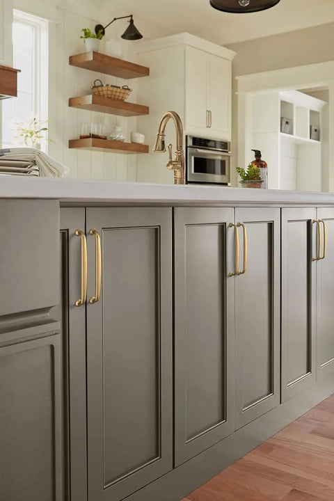 Top Shelf Traditional Cabinet Pull Boasting A Rock Solid Champagne Bronze Finish Designed For Kitchen Drawer Handles Vanity Hardware Furniture Upgrades With Easy Install