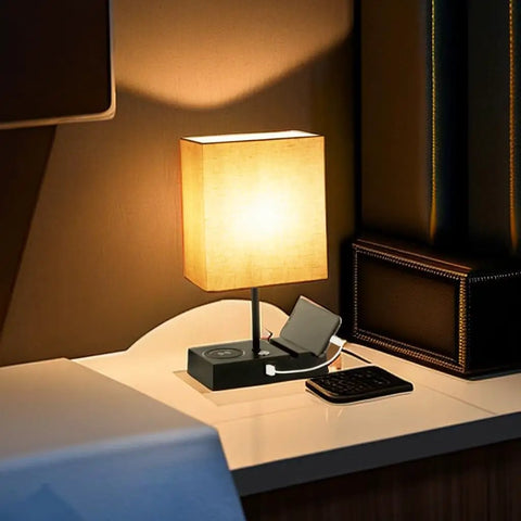 USB Table Lamp With Wireless Charging And USB C Port, 3 Way Dimmable Bedside Lamp With USB Port And AC Outlet on nightstand.