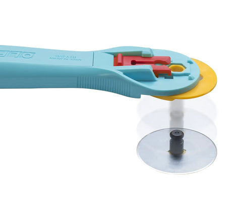 45mm Quick Change Rotary Cutter With Blade Cover For Crafts, Sewing And Quilting, Ultra Sharp Tungsten Blade, RB45-1 Replacement Blade Aqua Included Plus Spare Guard