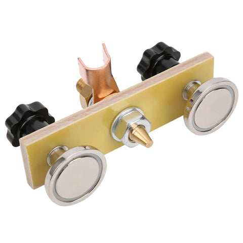 Heavy Duty Magnetic Ground Wire Clamp For Welding With Insulated Holder To Keep Workshop Repair And Metal Fabrication Projects Connected And Squeaky Clean, showing magnet and insulated grip.