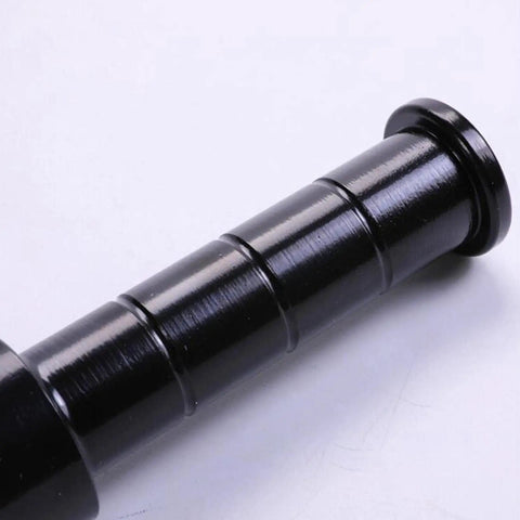 Close-up of non-slip handle of Boxing Dumbbells For Home Gym 0.8kg Non Slip Grip Beef Up Biceps And Triceps With Shadowboxing Speed Drills Cardio Boxing Weights Durable Metal Build For Home Workout.