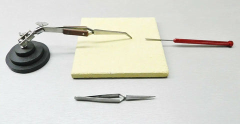 5 Piece Jewelry Soldering Tools Kit With Ceramic Solder Board And Third Hand Base Includes Titanium Soldering Pick Cross Locking Fiber Grip Tweezers And Pointed Cross Lock Tweezers For Jewelry Making And Repairs