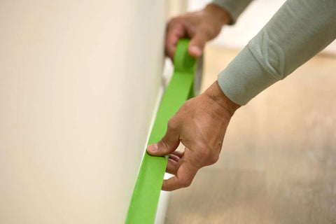 DIY Friendly Pro Grade Multi Surface Painter Tape With PaintBlock Technology For Sharp Lines 1.5 Inch Wide Medium Adhesion Green 4 Rolls