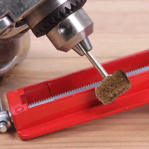 80Pcs 1In Rotary Tool Buffing And Polishing Wheel Set with 25mm abrasive wheel on tool near red wood clamp