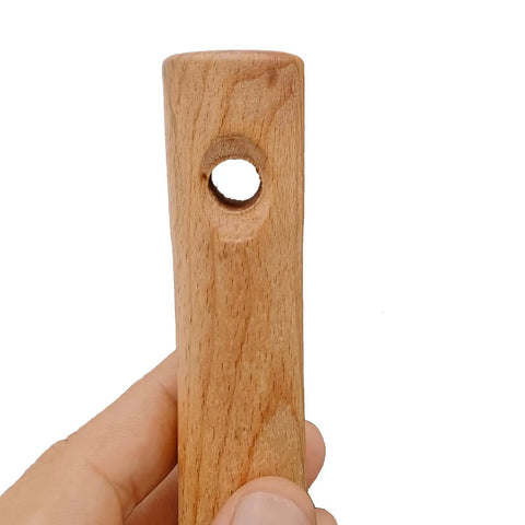 Close-up of ergonomic wooden handle with hanging hole for Built To Last Stainless Steel Garden Shovel With Ergonomic Wooden Handle For Digging, Planting, Lawn Care And Trowel Tasks, Anti Slip Spade For Smooth Digging And Comfortable Use.