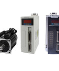 Three-item AC servo kit: white brake-equipped servo motor and two matched drivers with red LED displays