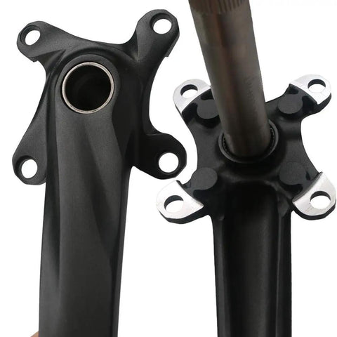 Close-up of 32T Narrow Wide 1x MTB Crankset With 104 BCD Single Speed Crank Arm Set for 9 10 11 Speed Mountain Bikes.