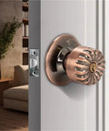 Stainless Steel Indoor Door Handle Lock Set With Key For Bedroom Or Bathroom Silent Single Tongue Latch Sleek Dope Modern Hardware Easy Install Built Tough For Everyday Home Use