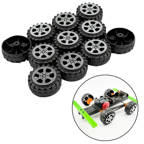 Plastic Toy Wheel Set for RC Cars and Robots, 30 Wheels with 15 Shafts, 2mm Diameter, shown with DIY robot chassis