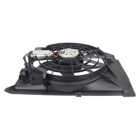 Heavy Duty Engine Cooling Fan Assembly For Bmw 323Ci 323i 325i 325Xi 328Ci 328i 330i 1999 2005 side view with black plastic blades.