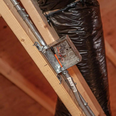 Non Conductive Electrical Fish Tape With Multi Groove Fiberglass Wire Puller Nylon Tip installed in conduit 100 Foot