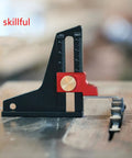 Height Gauge For Woodworking With Aluminum Alloy Body Lockable Digital Height Measuring Tool used on a table saw