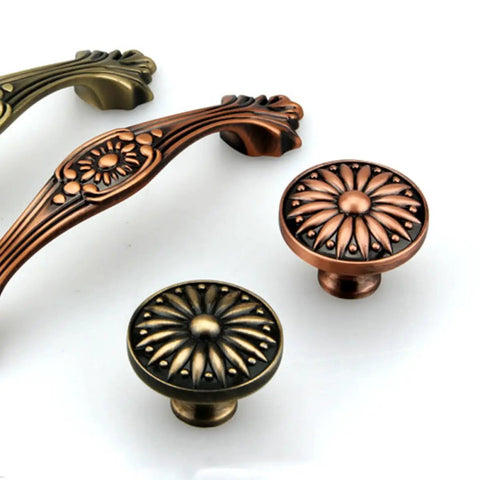 Two Pack Zinc Alloy Cabinet Handles With Antique Bronze Finish Drawer Knobs For Wardrobe And Cupboard Doors Single Hole Mount Kitchen Cabinet Hardware Built To Last And Easy To Install For Modern Retro Home Improvement, decorative floral design