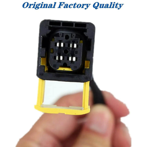 Close-up of Level Sensor Conversion Jumper Harness Adaptor Cable for 2010 to Current Volvo and Mack Trucks, original factory quality.