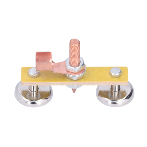 Heavy Duty Welding Ground Clamp Tools With Magnetic Base And Dual Strong Magnets For Secure Mechanical Maintenance Holds Firmly At Up To 300 Amps Current Without Slippage During Tough Fabrication Projects showing a close-up of the clamp's copper tail and strong magnets.