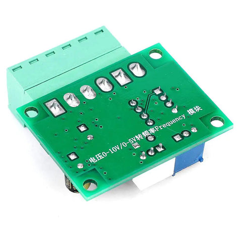 Voltage Frequency Converter Module 0-10V Output 0-25KHz Timing Control For PLCs Industrial Panels, green circuit board