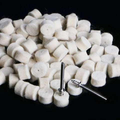 Cool 100 Piece Wool Felt Polishing Buffing Pads With 13mm Shank Plus Extra Grip For Grinding Wheels, close-up of pads.