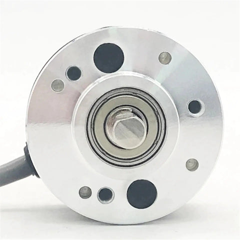Front view of Top Notch Incremental Encoder With Flexible PPR Range From 600 To 3600 For Precise Motion Sensing In Industrial Machinery