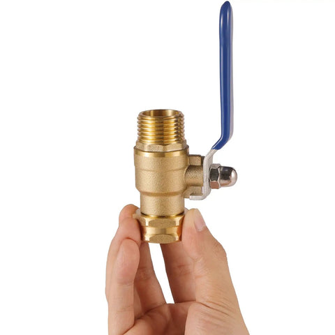 Heavy Duty Garden Hose Shut Off Valve With Long Handle High Flow Brass Three Quarter Inch GHT Ball Valve held in hand