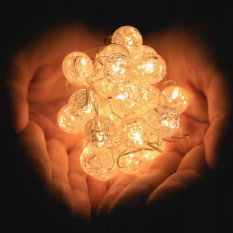 Cozy Crackle Globe String Lights Battery Operated 10 Ft With 30 LEDs Soft White Fairy Lighting For Bedroom Decor Christmas Vibe And Valentine Mood Centerpiece Glow