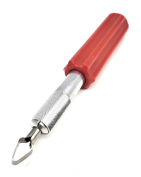 Close-up of K5 handle from 14 Piece Woodworking Set With K5 Handle, Assorted Blades, Gouges And Routers, Handy Storage Case, Pro Grade Craft Knife Kit For Carving, Model Making And DIY Projects, Made In The USA.