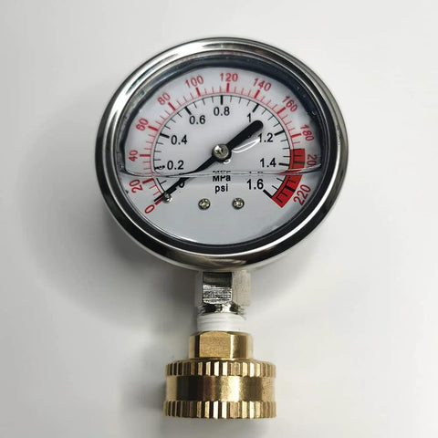 Front view of stainless steel 304 liquid-filled water pressure gauge, 0-220 psi, 2-1/2 inch dial, 3/4 inch GHT thread