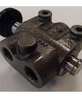 Two Way Hydraulic Single Selector Valve for Heavy Duty Performance, Handles Up To 2500 PSI, 20 GPM Flow, 1/2 Inch Work Ports