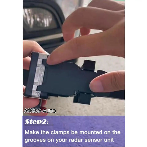 Battery Powered Car Radar Angle Leveling Tool For Planar Sensor Unit Easy ADAS Calibration Device For Accurate ACC Positioning And Sensor Alignment On The Go, close-up clamped