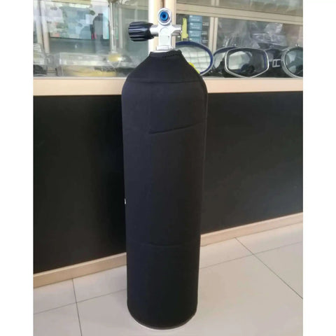 Black neoprene dive bottle sleeve on 12L scuba tank, protecting from scrapes and dings. Non slip, easy on off design for underwater adventures.
