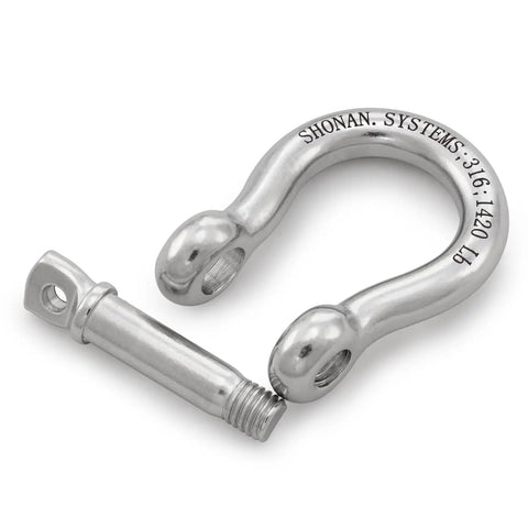 Close-up of Three Eighths Inch Bow Shackles Set For Marine Grade Stainless Steel 316 Heavy Duty D Ring Shackle Two Pack