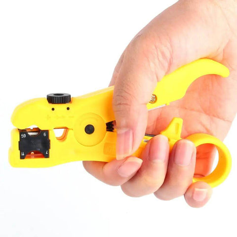 Hand holding Coax Cable Wire Stripper Cutter With Adjustable Blade And Reversible Cassette For RG59 And RG6 And RG7 And RG11