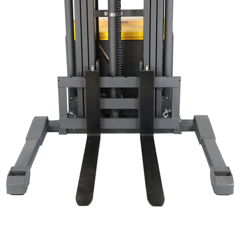 Heavy Duty Electric Forklift Stackers With 3300 Pounds Lifting Capacity And 220 Inch Vertical Reach For No Sweat Warehouse Loading As A Smooth Logistics Workhorse With Smart Emergency Brakes