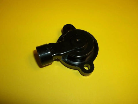 Throttle Position Sensor TPS for V6 V8 EFI MPI Marine Engines, black plastic sensor on yellow background