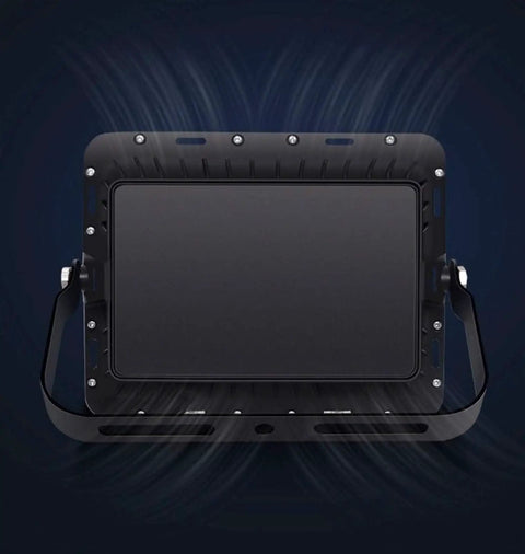 Back view of Street Lighting Ip67 Waterproof Solar Flood Light 200W High Power Led with sturdy aluminum casing.