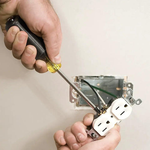 Hand using Pro Grade Two Piece Screwdriver Set With Quarter Inch Keystone And Number Two Phillips Tips Cushioned Grip