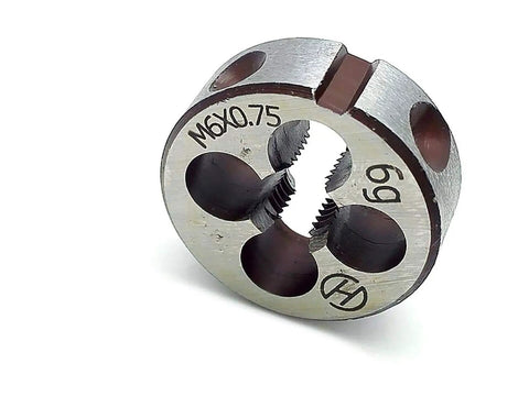 Heavy Duty HSS Metric Threading Kit With M6 X 0.75mm Taper And Plug Tap, close-up of metal die for thread cutting.