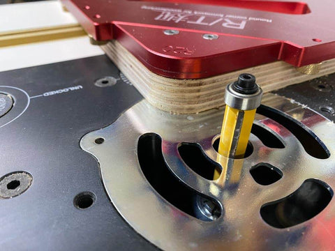 Heavy Duty Aluminum Router Jig Set For Table Edge Corner Trimming, 13 Piece Template Kit With Radius Templates R5 to R40 shown installed