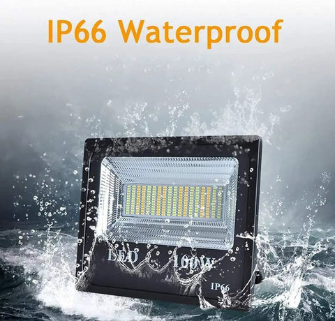 JUDYSSY 100W Led Solar Flood Lights, IP66 waterproof solar floodlight with LED panel in water.