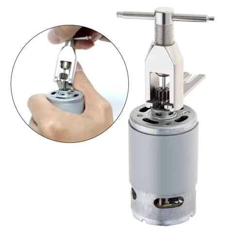 Pinion Gear Puller Tool For 1 By 10 Scale RC Cars And Helicopters Solid Metal Spare Upgrade Part shown in use