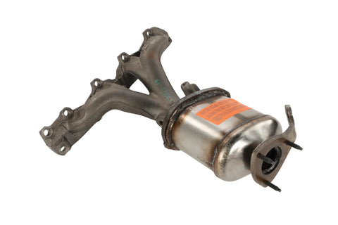 GM Exhaust Manifold Kit With Three-Way Catalytic Converter Direct Fit OE-Grade Replacement for V8 and V6 Cars And Trucks