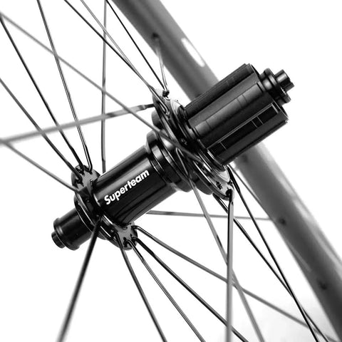 Close view of Shimano 8/9/10/11 speed hub on 25mm U-Shape Carbon Road Wheelset 700c Clincher with 60/88mm Depth Toray T700 Fiber