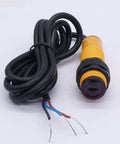 30Cm Adjustable M18 Diffuse Photoelectric Switch Sensor with wires, NPN, Normally Open, E3F-DS30C4, ready-to-install, front view.