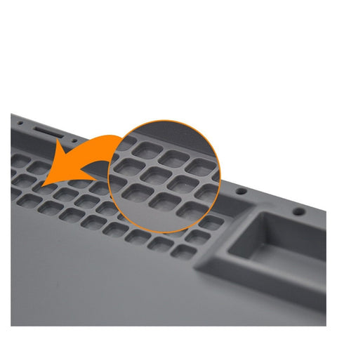 Detail of Heavy Duty Silicone Welding Work Mat With Massive Workspace For Soldering And Heat Resistance features grid pattern for precision work.