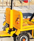 Heavy Duty Hydraulic Lift Table And Four Wheel Manual Push Platform Built Tough As A Workhorse For Pallet Handling, close-up of controls.