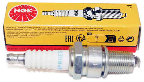 BPR6ES Spark Plugs Eight Pack 7131 for Classic Cars with box showing NGK branding