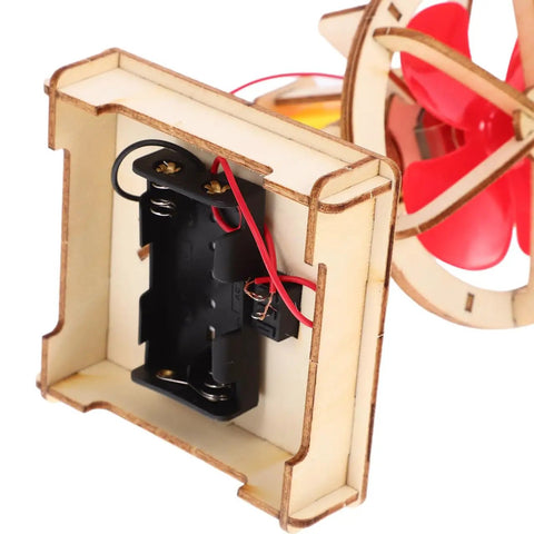 Hands On DIY Electric Fan Assembly Kit For STEM Classrooms And Science Projects showing battery compartment and fan blades