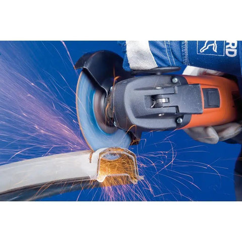 Cutting metal with 4-1/2 Inch Type 27 SG Cut Off Wheel For Steel And Stainless INOX Metal Cutting Disc Aluminum Oxide 13,300 RPM