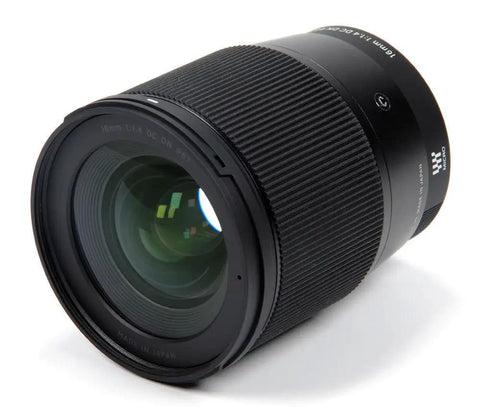 16mm F1.4 DC DN Contemporary Wide Angle Prime Lens For Sony E Mount Low Light Boss With Fast Hybrid AF in black, side view