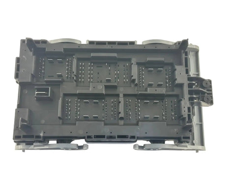 Top view of Direct Fit Engine Fuse Box 22798218, non-metallic design for GM vehicles, ensuring stable electrical connections.