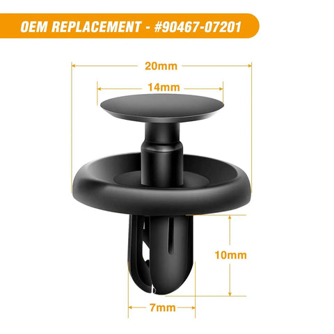 Close-up of a 100 Pcs Push Type Retainer Clip for Lexus and Toyota body panels and splash shields, OEM 90467-07201, nylon fastener.